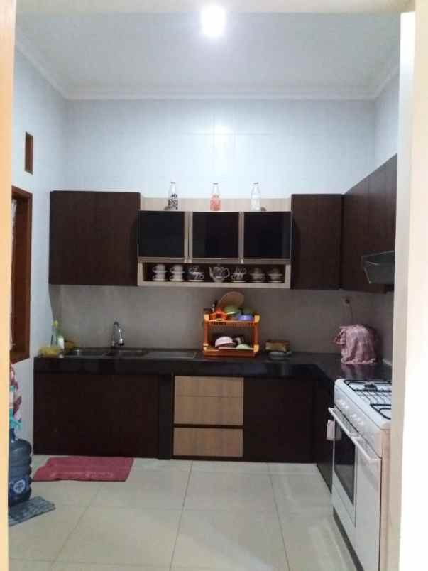 rumah komplek cibabat cimahi 2 carpot hadap timur