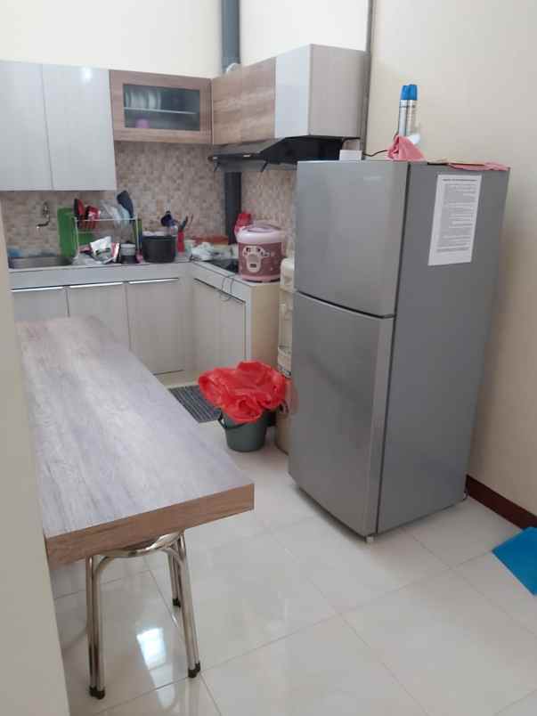 rumah kos baru ngagel row jalan 2 mobil nego