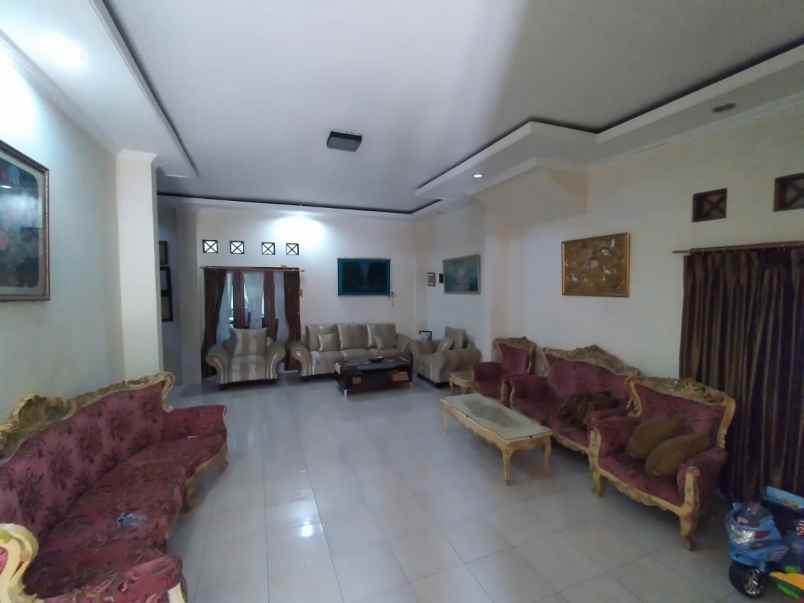 rumah kost dijual