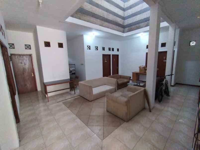 rumah kost dijual
