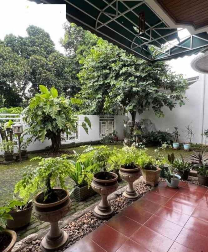 rumah mewah dalam komplek duren sawit jakarta timur