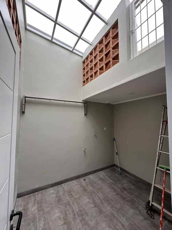 rumah mewah di duren sawit jakarta timur