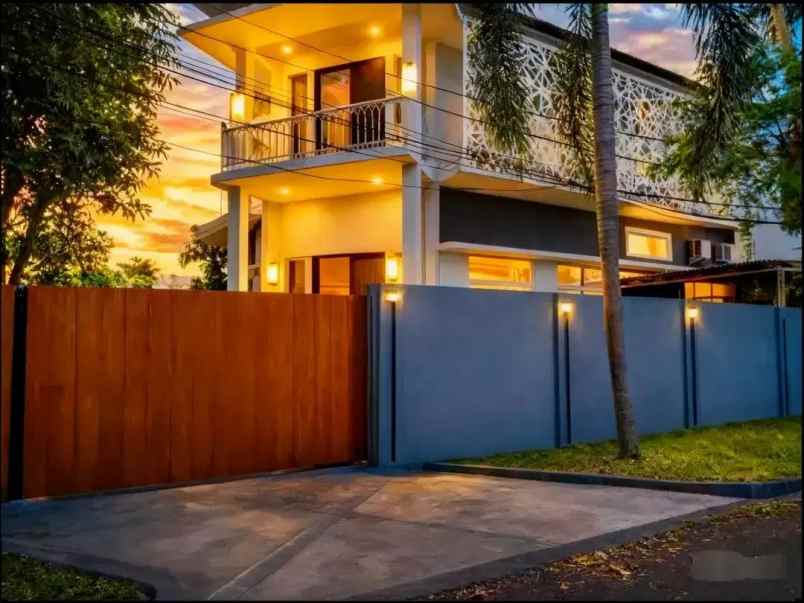 rumah mewah exclusive di cempaka putih jakarta pusat