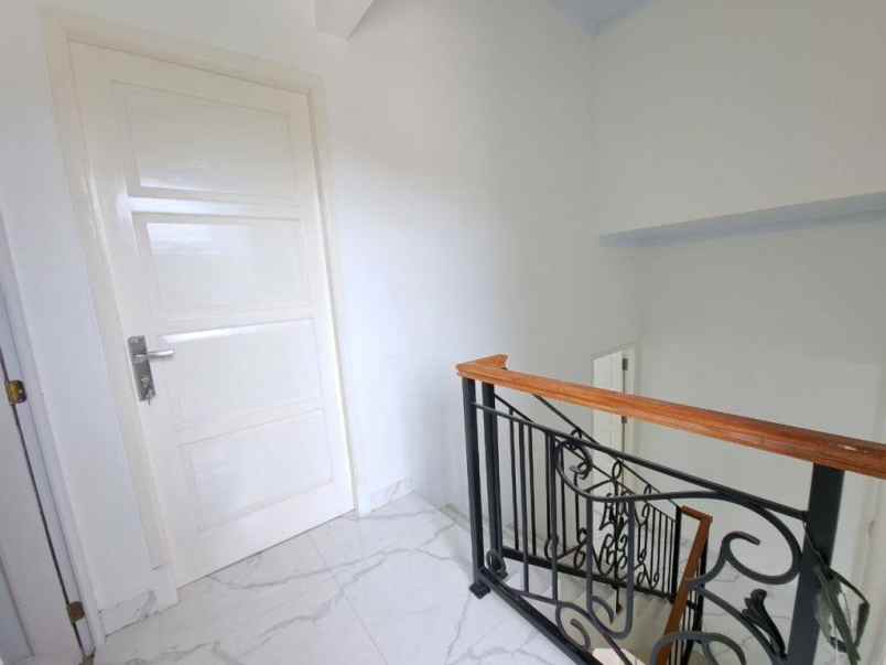 rumah mewah pondok bambu duren sawit jakarta timur