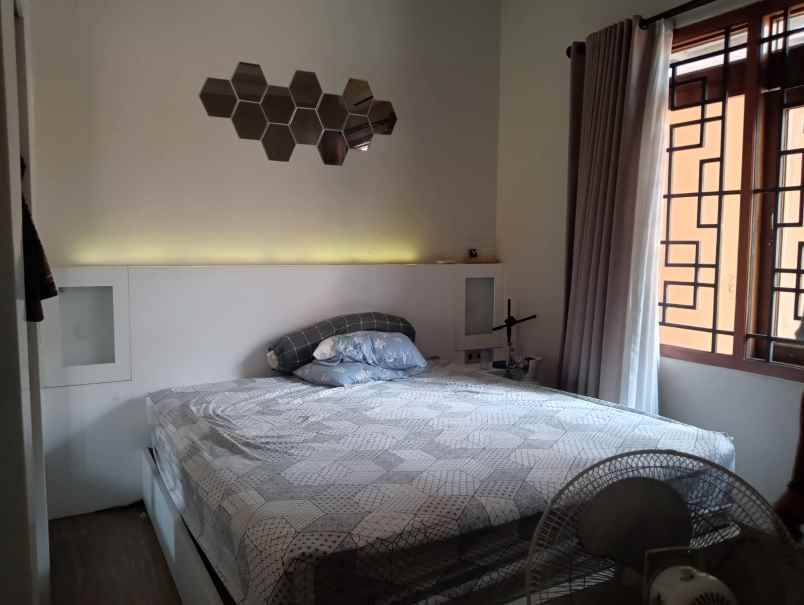 rumah minimrenov tengah kota lamper semarang selatan