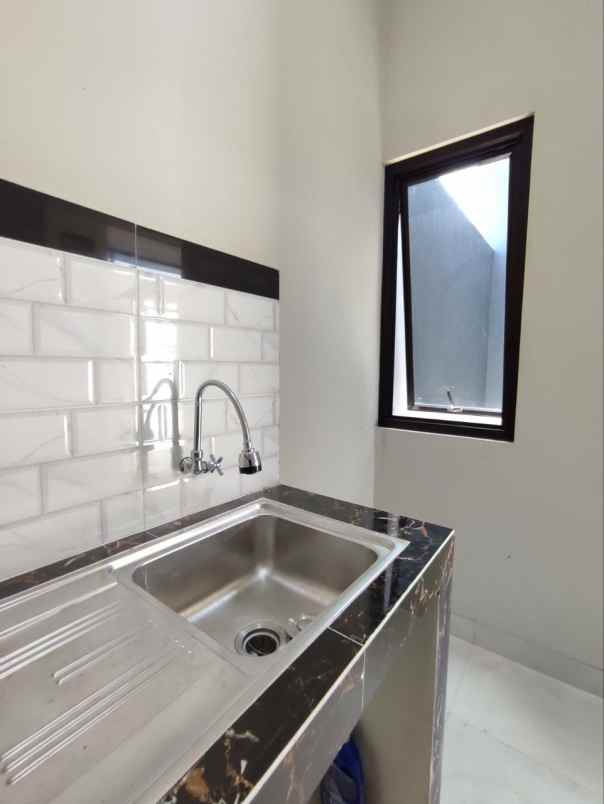 rumah modern minimalis 600 jutaan di bintaro