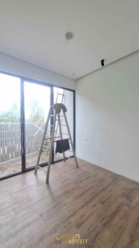 rumah modern view sawah di purwomartani kalasan