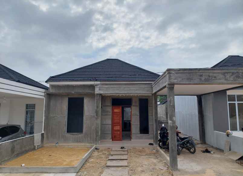 rumah nyaman cantik di jalan delima pekanbaru