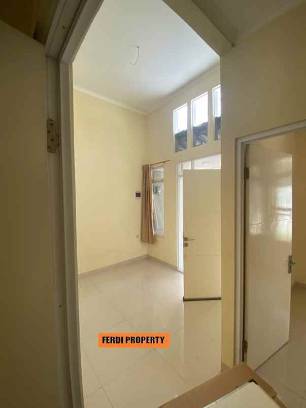 rumah perumahan bukit golf cibubur