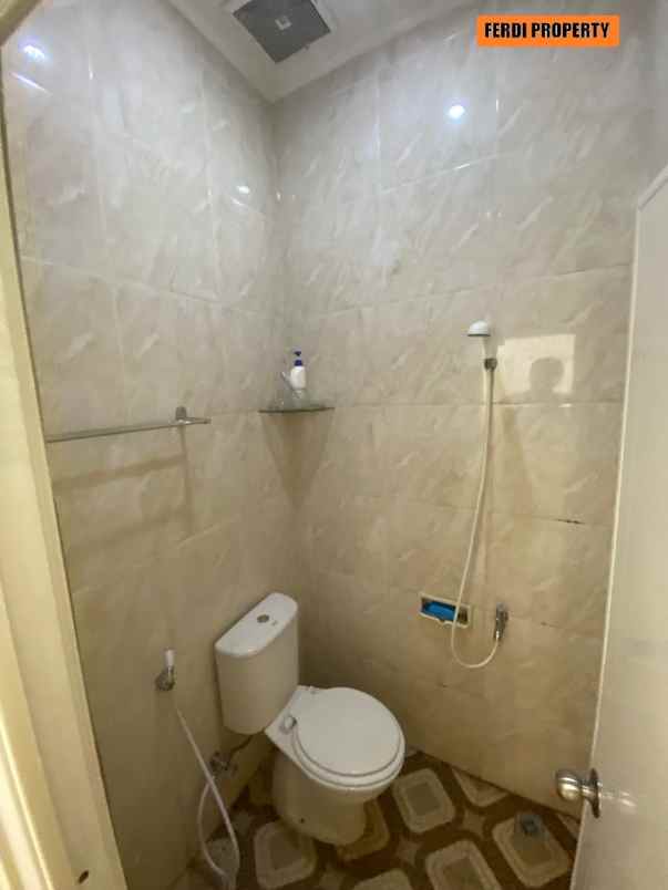 rumah perumahan bukit golf cibubur