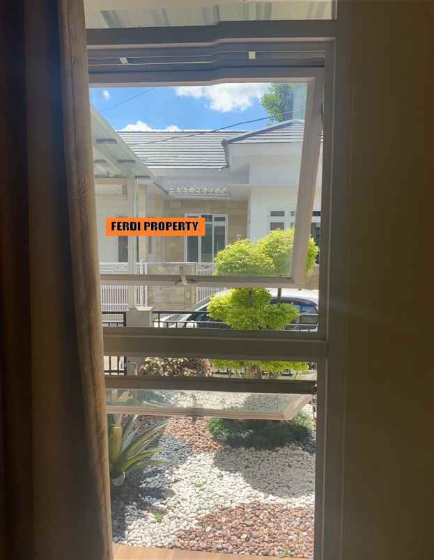 rumah perumahan bukit golf cibubur