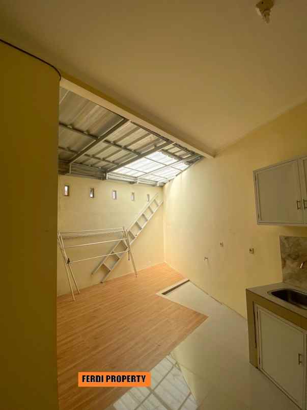 rumah perumahan bukit golf cibubur