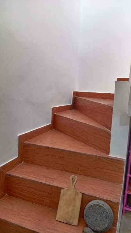 rumah second dalam cluster cibinong