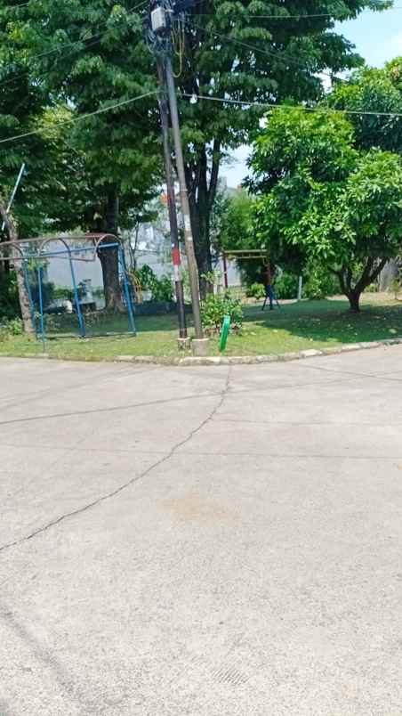 rumah second dalam cluster cibinong