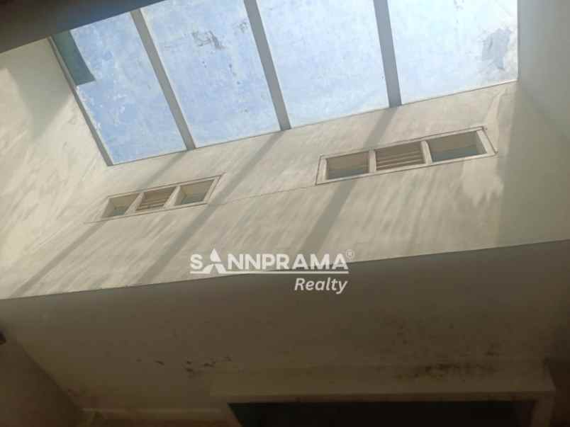 rumah second dekat pesona square di mekarjaya depok