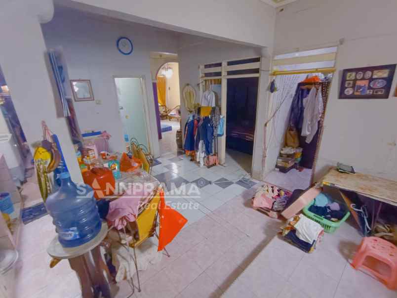 rumah second selangkah tol desari di komplek bdn depok
