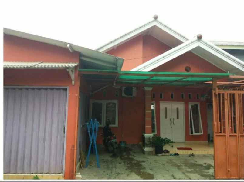 rumah second strategis di kukusan depok