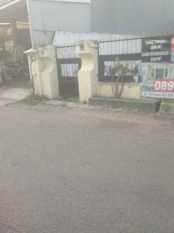 rumah second yang minimalis