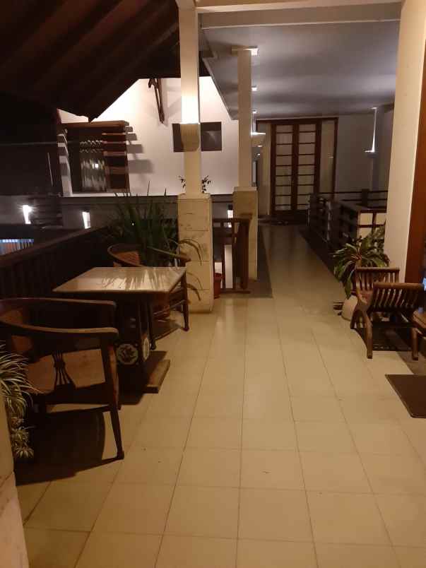 rumah setrsari