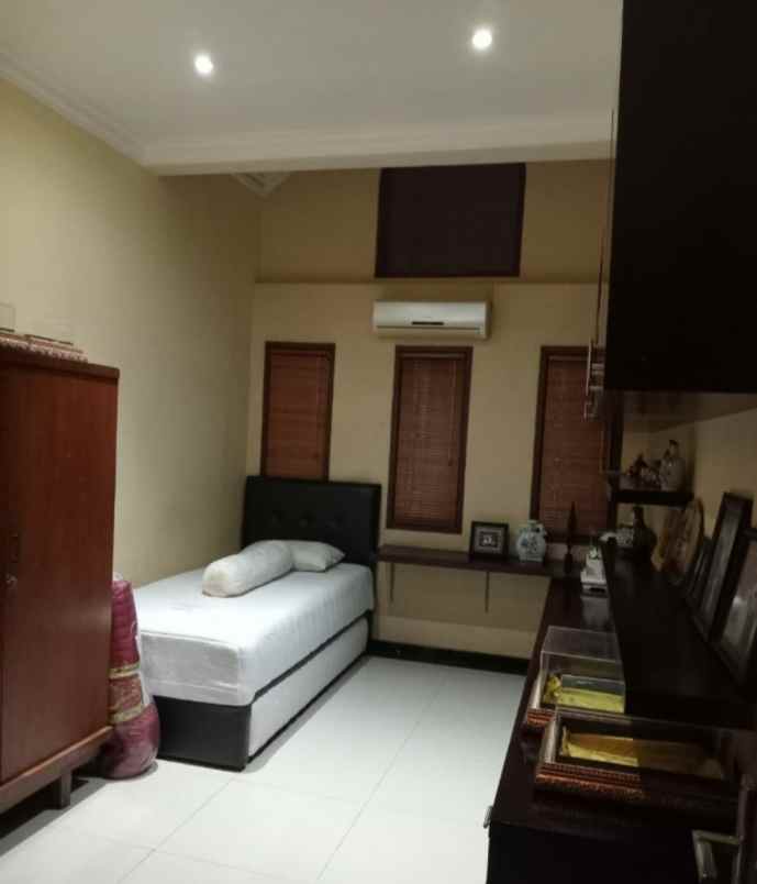 rumah siap huni 2 lantai lokasi griyashanta