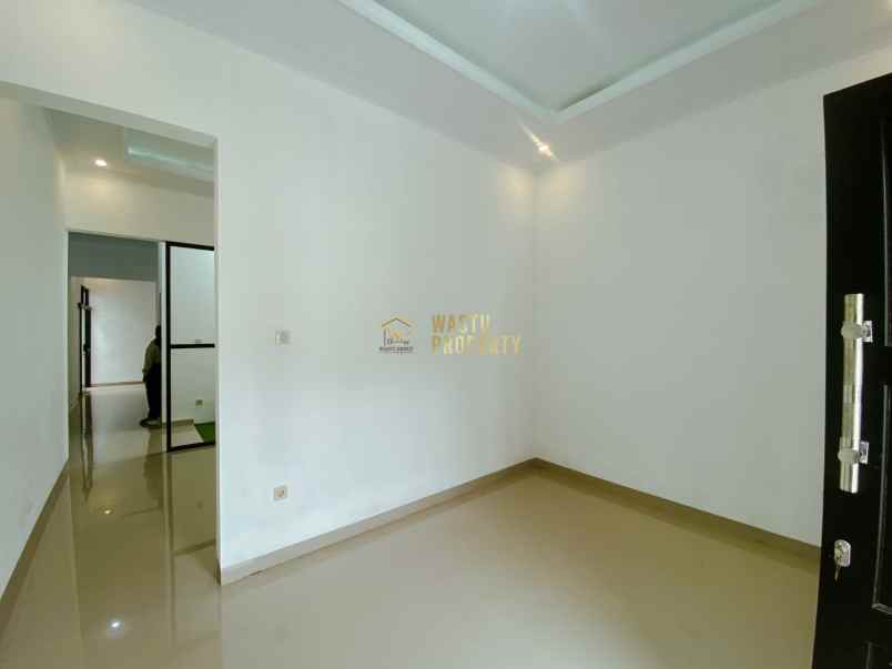 rumah siap huni bonus pagar akses mudah di ngaglik