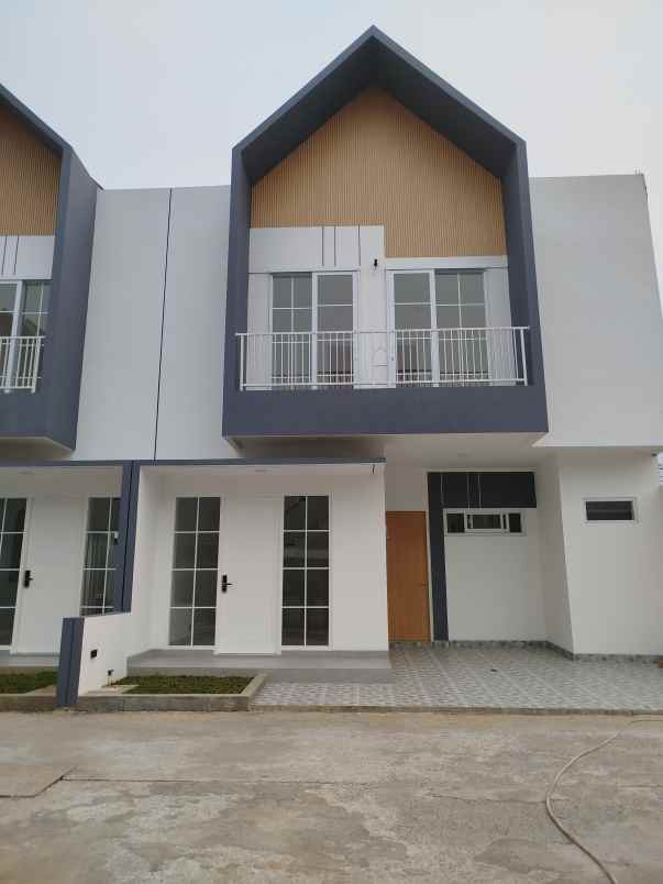 rumah siap huni dekat lrt cikunir dan tol pondok gede