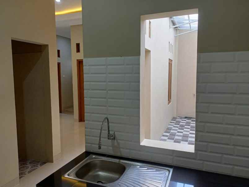 rumah siap huni dekat smpn 2 kalasan di purwomartani