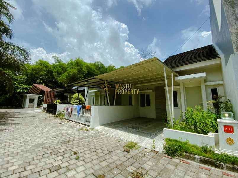 rumah siap huni free kitchen set di prambanan sleman