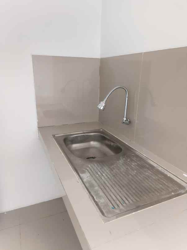 rumah siap huni ngaliyan semarang barat