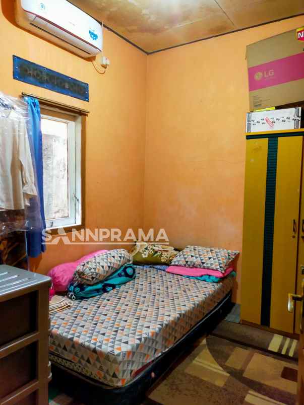 rumah srengseng sawah