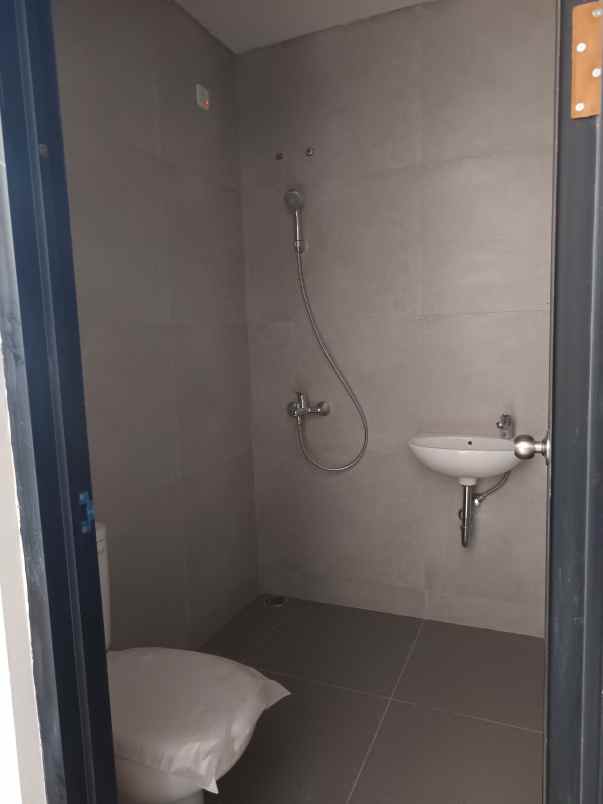 rumah sultan tangerang bali resort 5juta