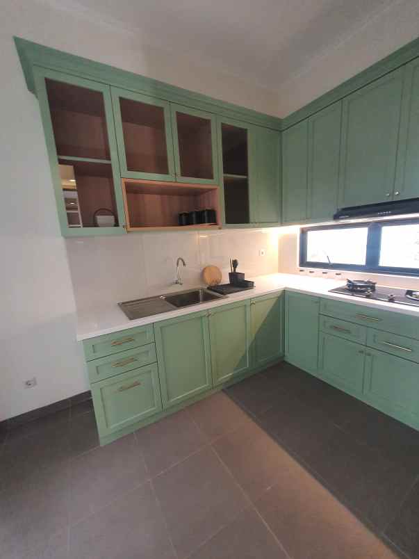 rumah suvarna sutera cluster helios siap huni free ppn