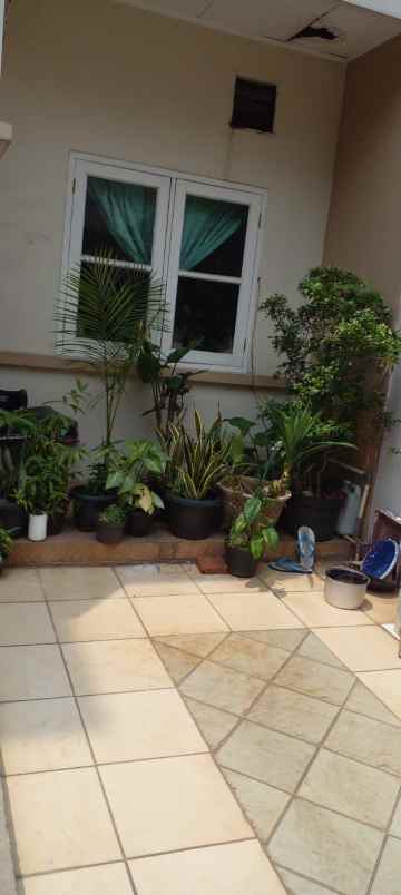 rumah taman surya 5 jakarta barat