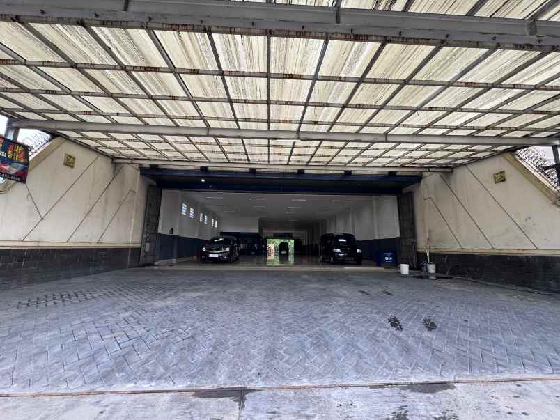 rumah usaha strategis dekat alun alun sidoarjo