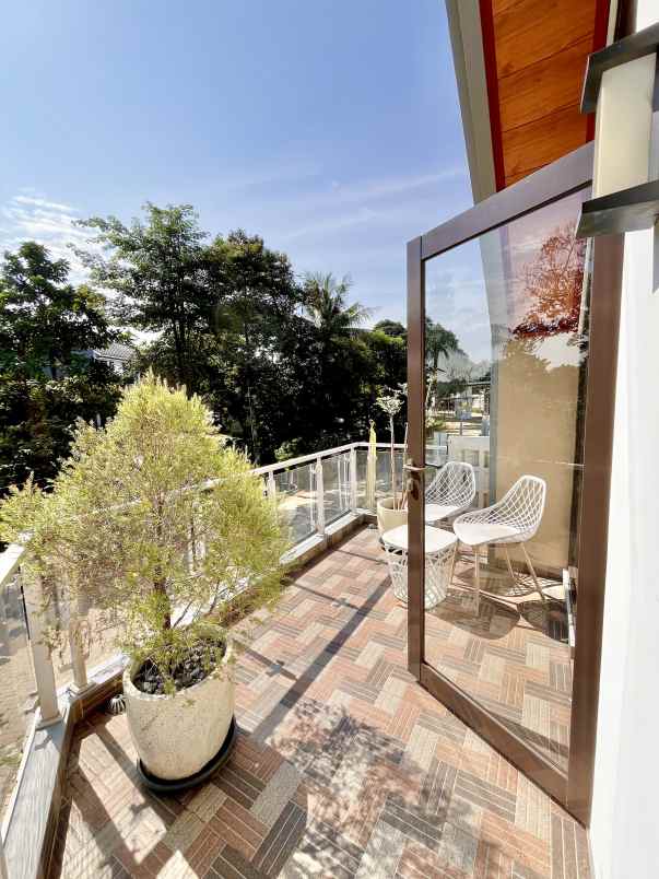 rumah villa esperanza di depok