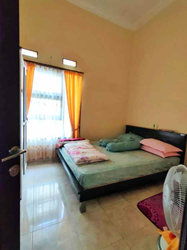 rumah villa puncak tidar