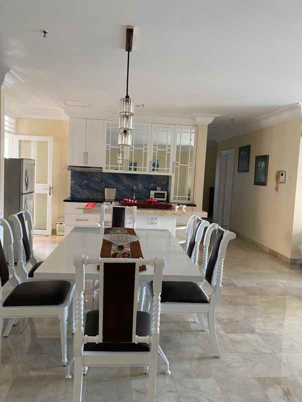 sewa apartemen mangga dua court