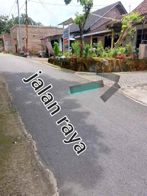 tanah kavling di banyumanik luas 200 meter an