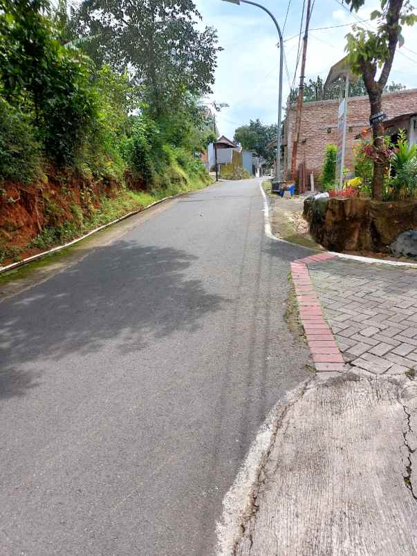 tanah kavling di banyumanik luas 200 meter an