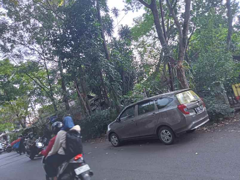 tanah kotak lebar muka 31 meter sayap bkr