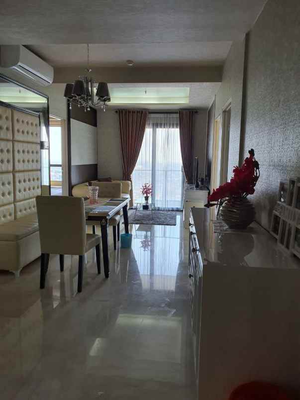 the peak full furnish tinggal bawa koper