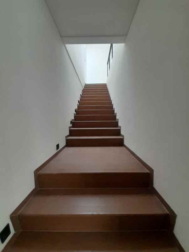 town house baru kekinian dekat terminal leuwi panjang