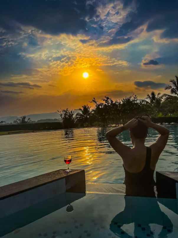 villa dengan view laut di pelabuhan ratu sukabumi