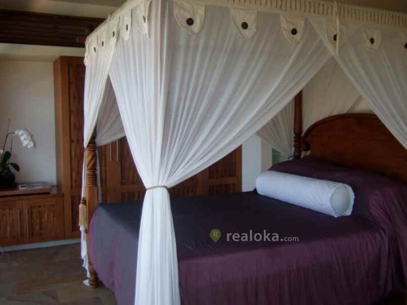 villa jalan goa gong jimbaran