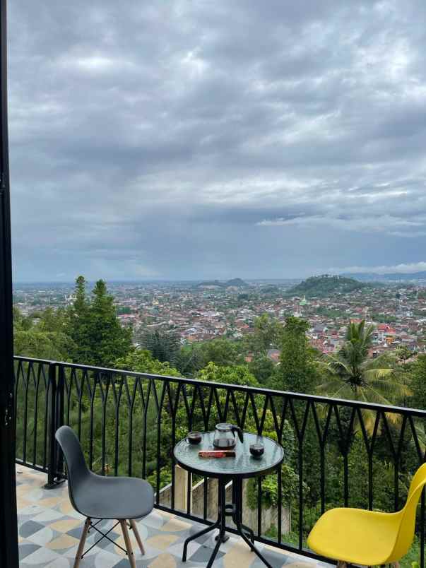 villa view laut dan kota bandar lampung kota