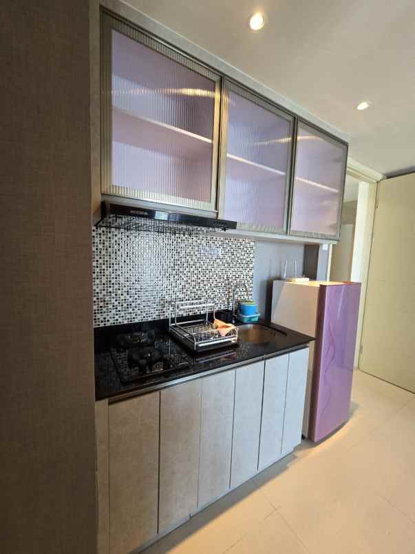 apartemen amor furnish mewah