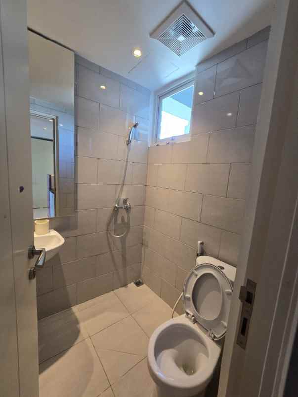 apartemen amor furnish mewah