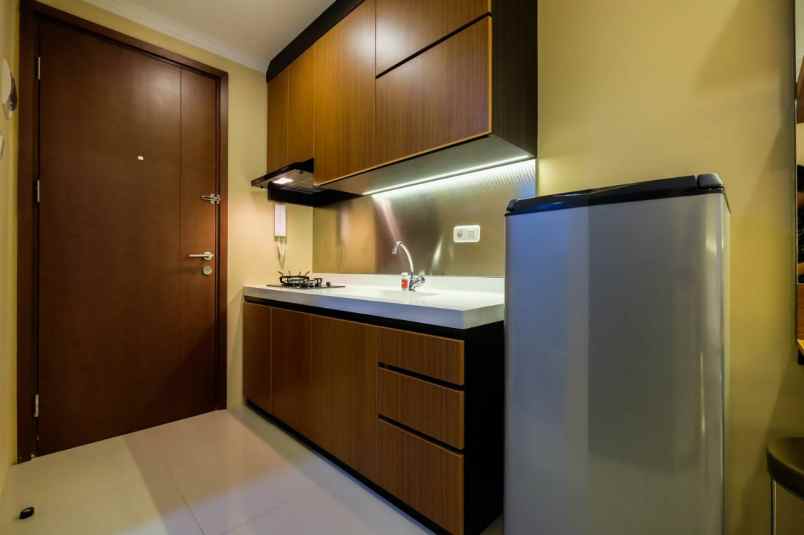 apartemen jalan letjen mt haryono