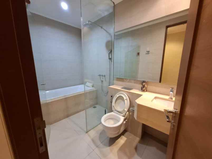 apartment name taman anggrek residence