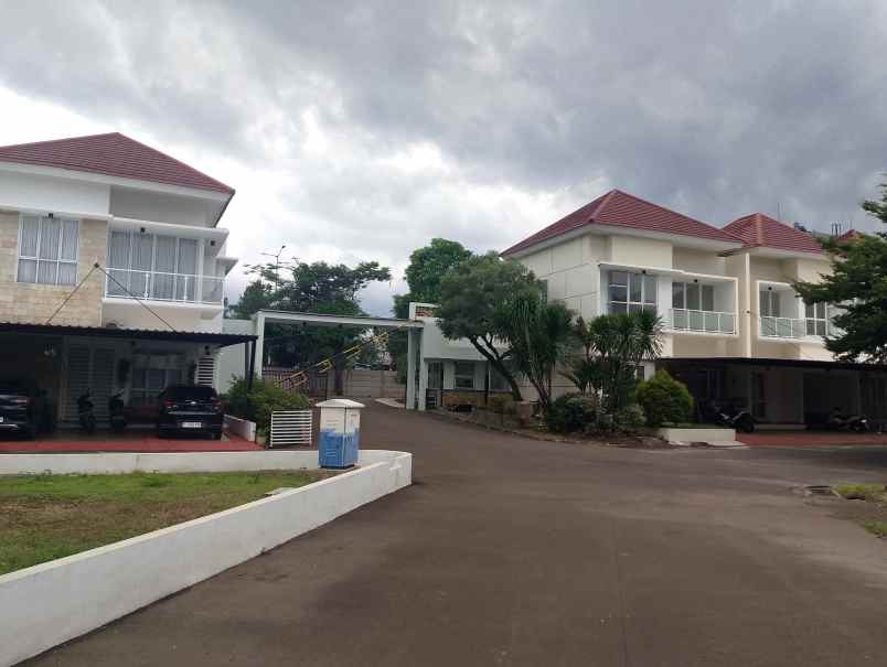 cluster di bintaro exchange